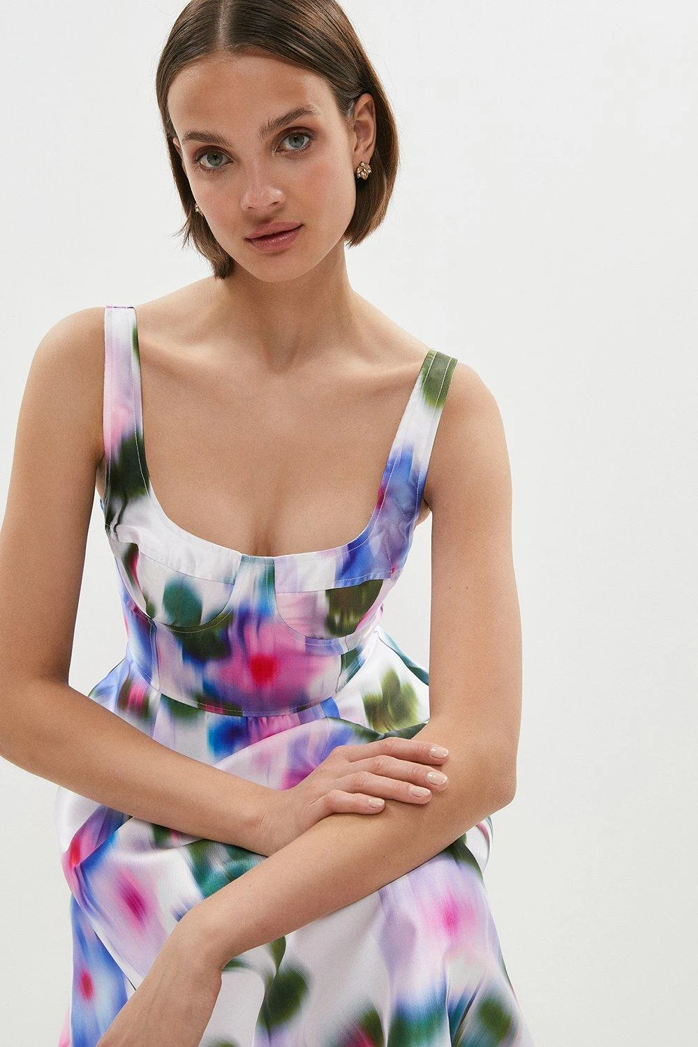 Coast Printed Fitted Bodice Full Midi Dress 4 Coast Printed Fitted Bodice Full Midi Dress - Image 2