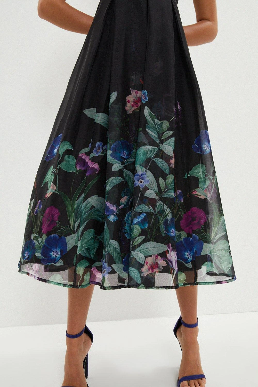 Coast Petite V Neck Tipped Organza Midi Dress 4 Coast Petite V Neck Tipped Organza Midi Dress - Image 2