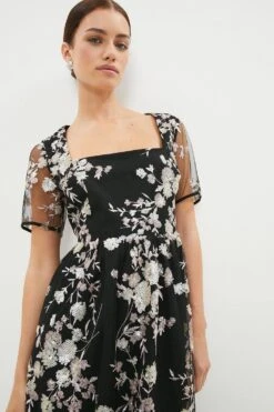 Coast Petite Square Neck Dress In Sequin Floral -Simply Feminine Shop bcc04020 black xl 1