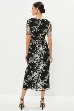Coast Petite Square Neck Dress In Sequin Floral -Simply Feminine Shop bcc04020 black xl 2