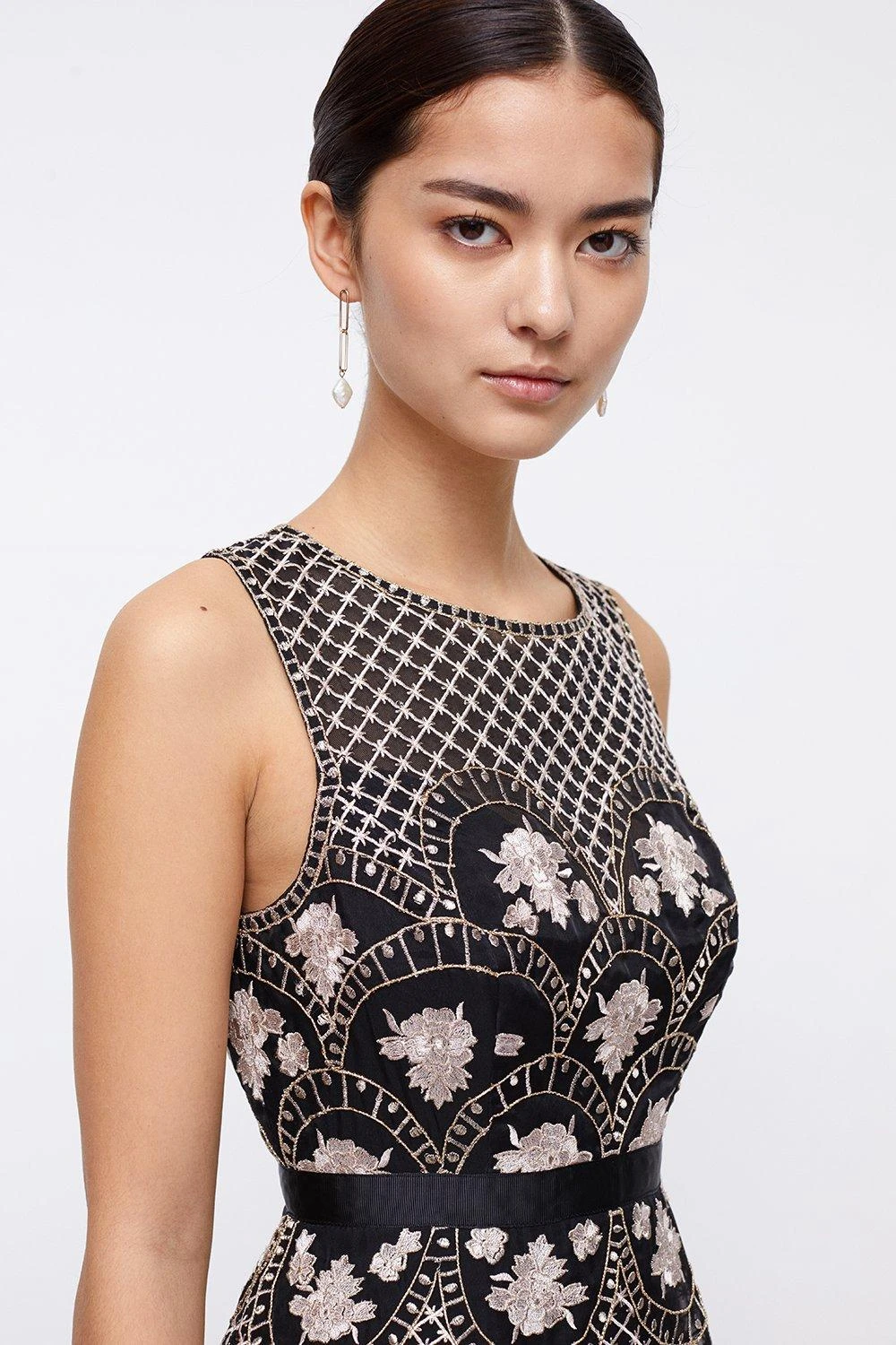 Coast Petite Premium Metallic Embroidered Midi Dress 4 Coast Petite Premium Metallic Embroidered Midi Dress - Image 2