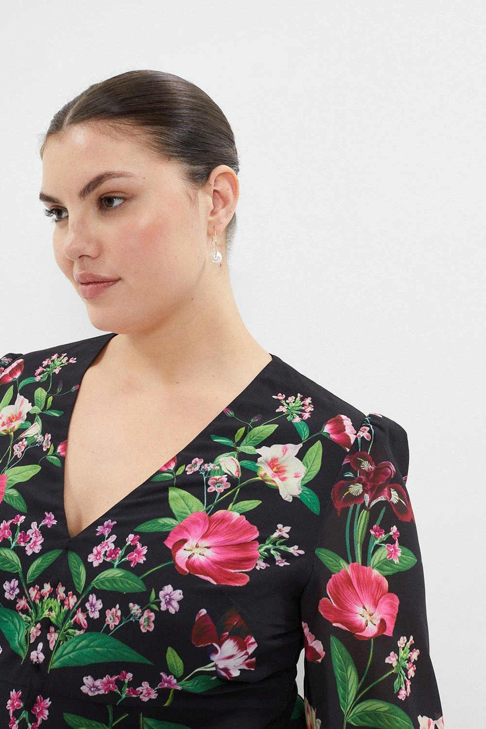 Coast Plus Size Mirrored Floral Button Through Midi 4 Coast Plus Size Mirrored Floral Button Through Midi - Image 2