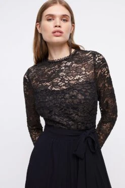 Coast Metallic Long Sleeve Lace Bodice Pleat Skirt 8 Coast Metallic Long Sleeve Lace Bodice Pleat Skirt -Simply Feminine Shop bcc04143 black xl 1