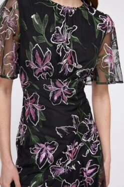 Coast Petite Lily Embroidered Mesh Long Sleeve Cut Out Back Midi D 9 Coast Petite Lily Embroidered Mesh Long Sleeve Cut Out Back Midi D -Simply Feminine Shop bcc04528 black xl 1