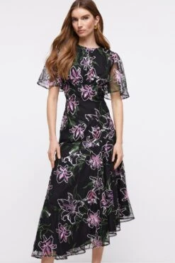 Coast Petite Lily Embroidered Mesh Long Sleeve Cut Out Back Midi D 12 Coast Petite Lily Embroidered Mesh Long Sleeve Cut Out Back Midi D -Simply Feminine Shop bcc04528 black xl 4