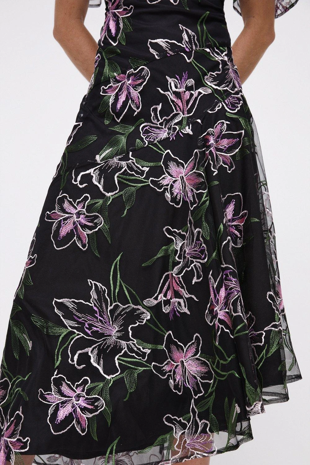 Coast Petite Lily Embroidered Mesh Long Sleeve Cut Out Back Midi D 8 Coast Petite Lily Embroidered Mesh Long Sleeve Cut Out Back Midi D - Image 6