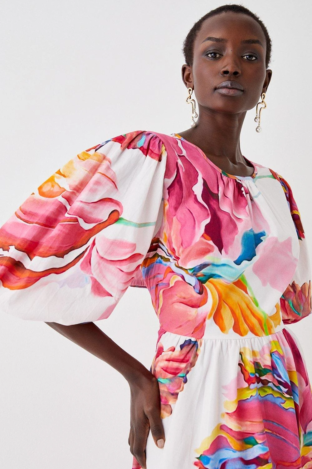 Coast Cotton Printed Puff Sleeve Open Back Midi Dress 4 Coast Cotton Printed Puff Sleeve Open Back Midi Dress - Image 2