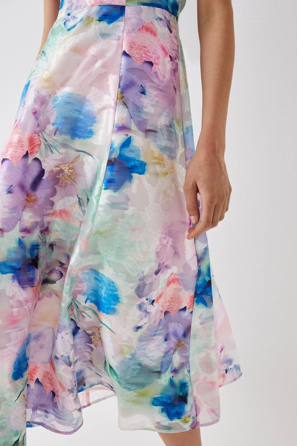 Coast Puff Sleeve Jacquard Midi Dress 4 Coast Puff Sleeve Jacquard Midi Dress - Image 2