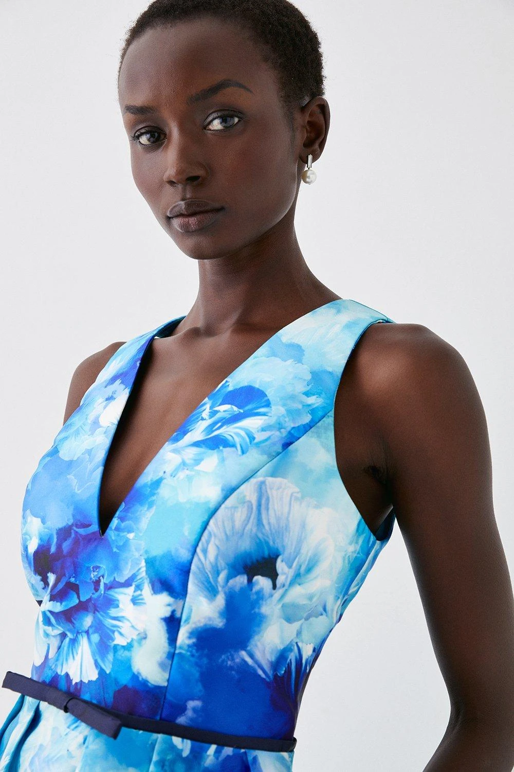 Coast Plunge Neck Midi Dress With Bow Waist 6 Coast Plunge Neck Midi Dress With Bow Waist - Image 4